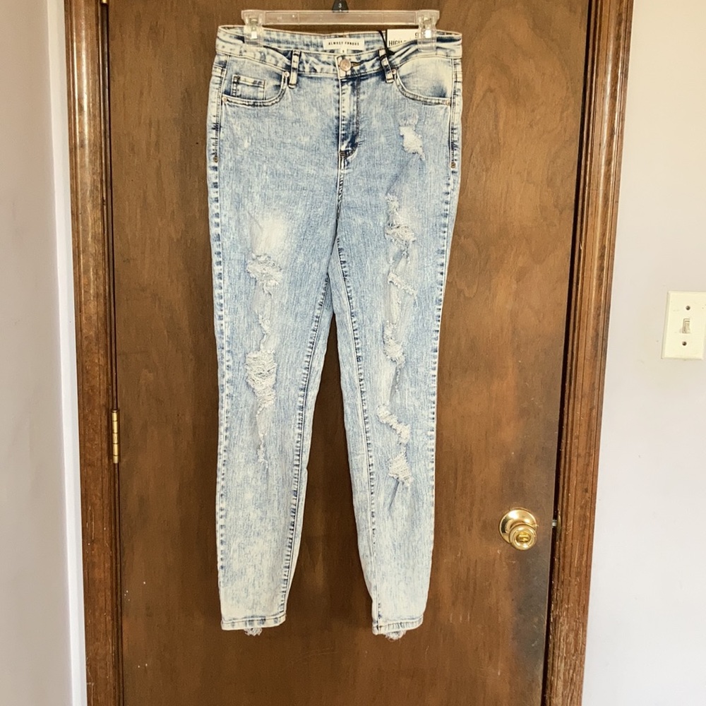 Almost Famous high rise distressed skinny jean size 9